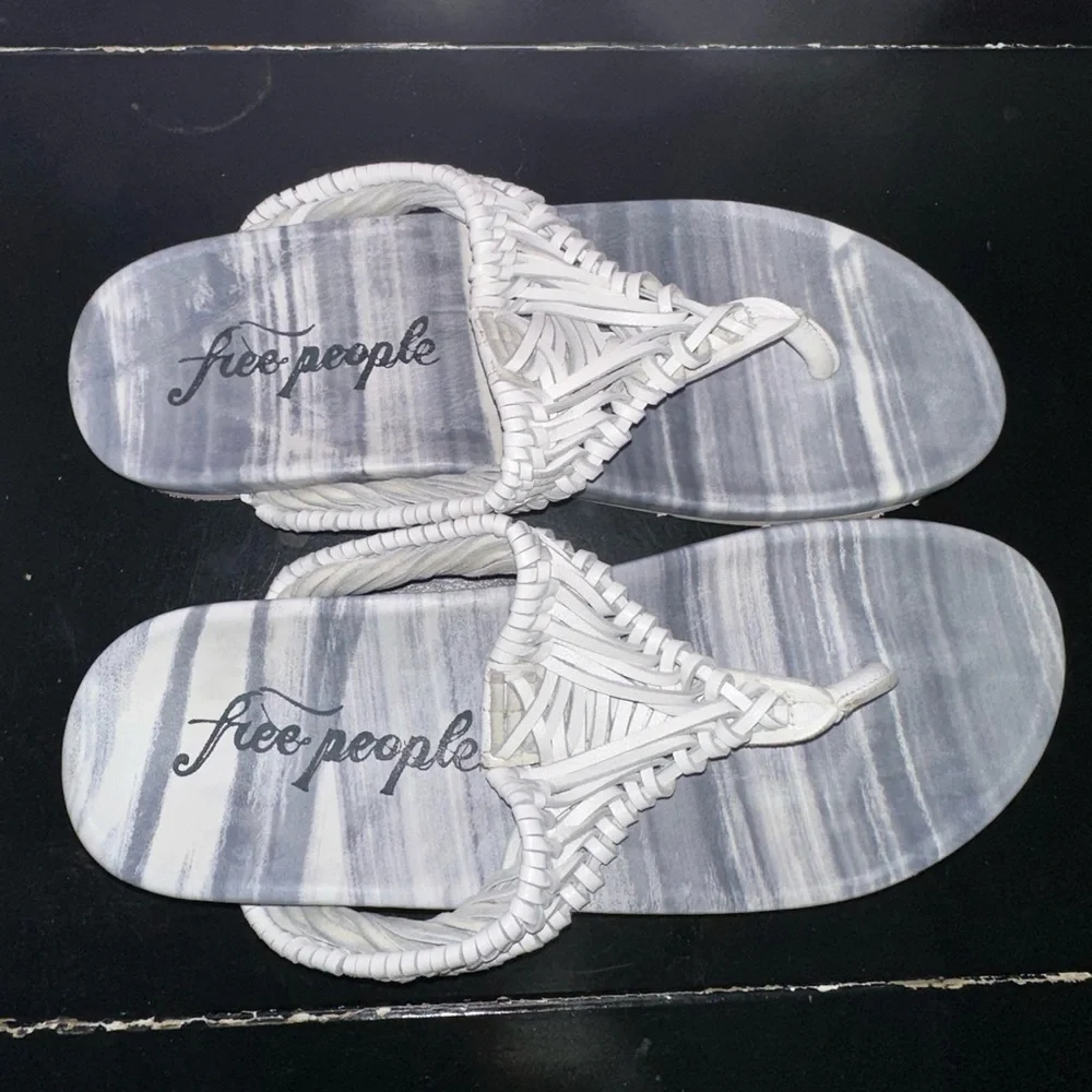 FREE PEOPLE Ivy Flip Flop